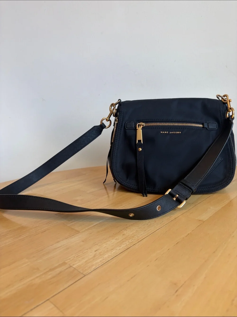 NWOT Marc Jacobs Leather Saddle Crossbody Bag in Black